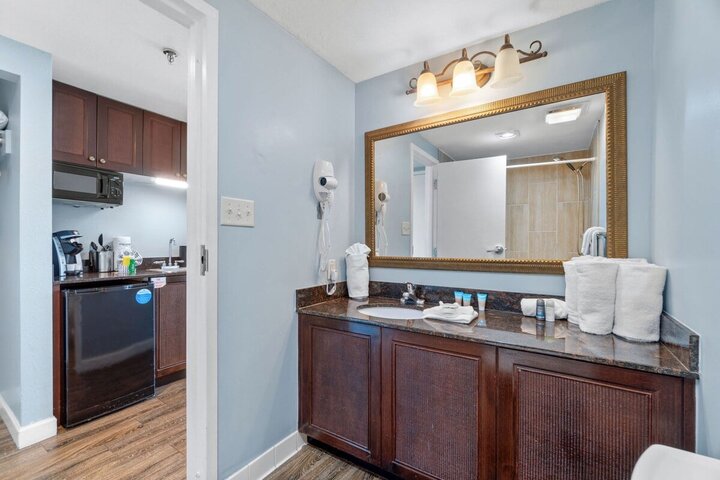 Condo in Miramar Beach, US