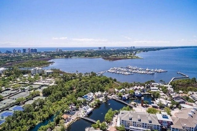 Condo in Miramar Beach, US
