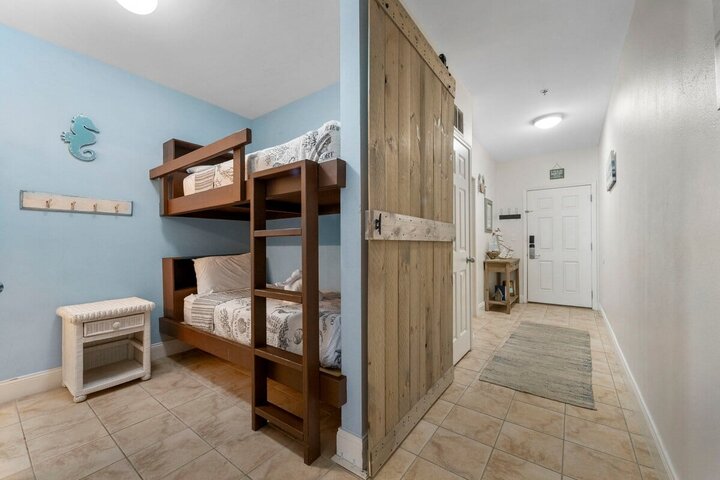 Condo in Panama City Beach, US