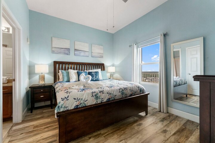 Condo in Panama City Beach, US
