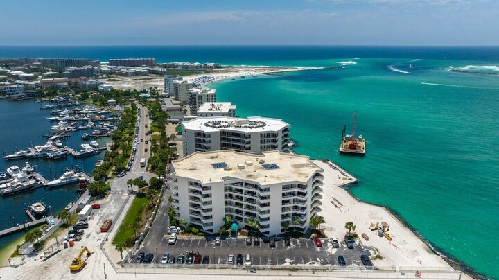 Condo in Destin, US