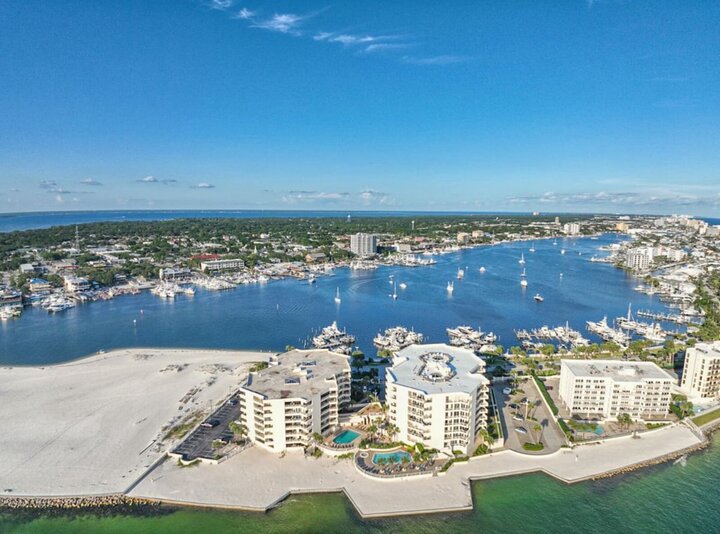 Condo in Destin, US