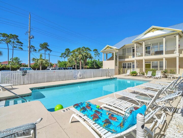 Condo in Miramar Beach, US