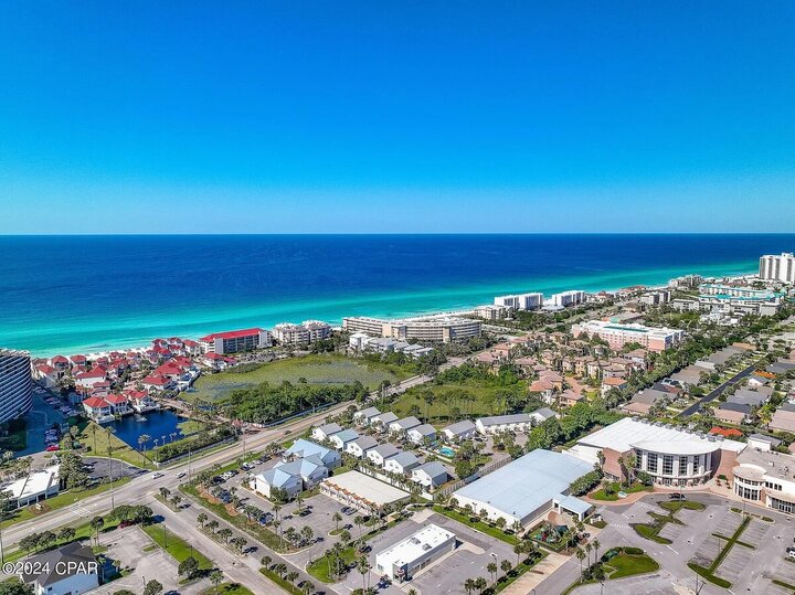 Condo in Miramar Beach, US