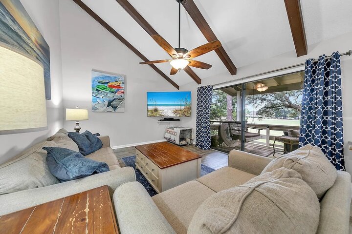 Condo in Miramar Beach, US