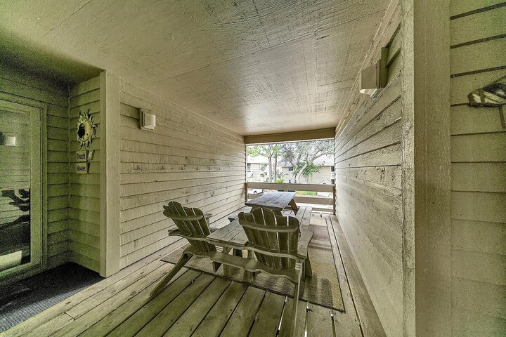 Condo in Miramar Beach, US