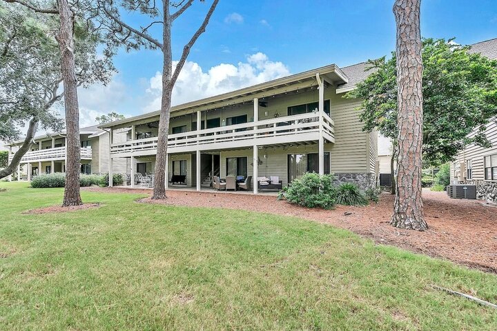 Condo in Miramar Beach, US