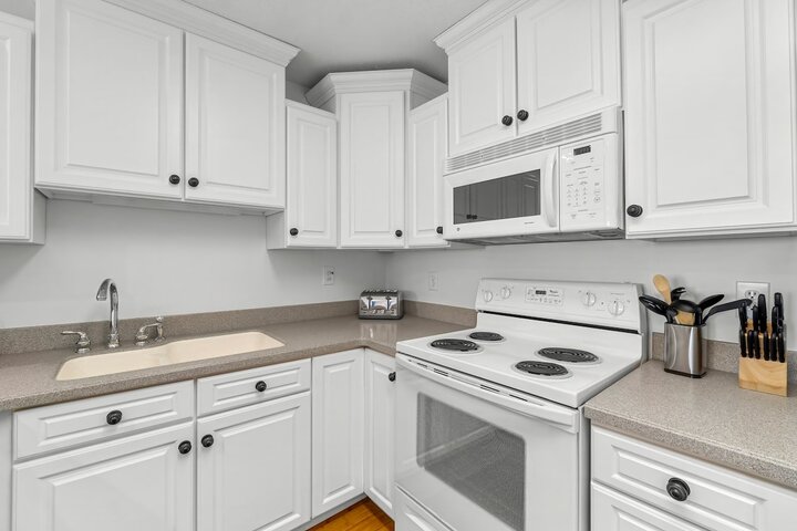 Condo in Miramar Beach, US