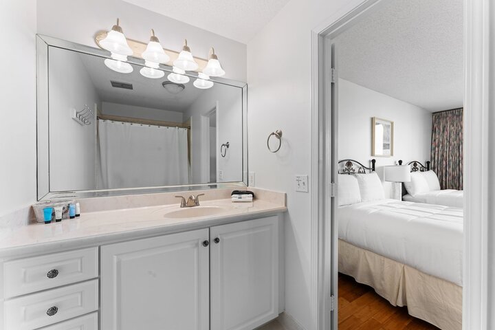 Condo in Miramar Beach, US