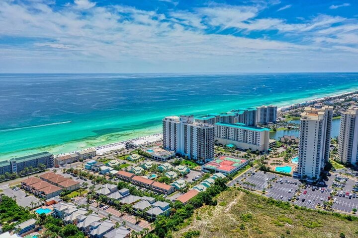 Condo in Miramar Beach, US