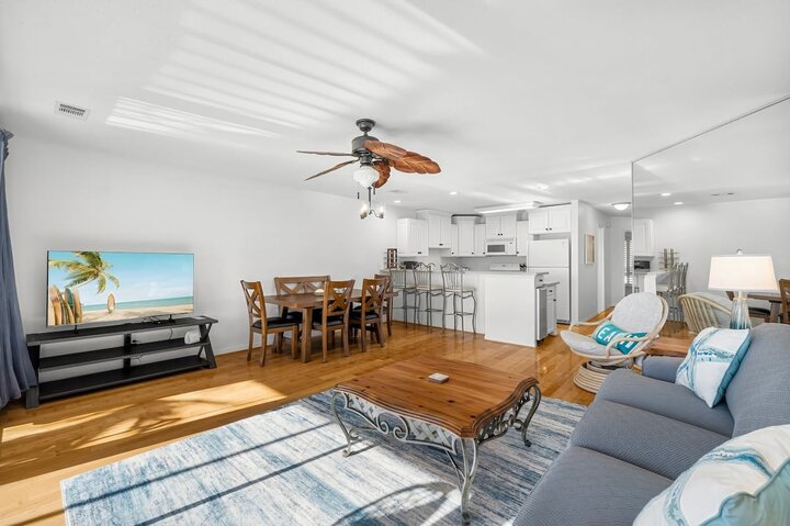 Condo in Miramar Beach, US