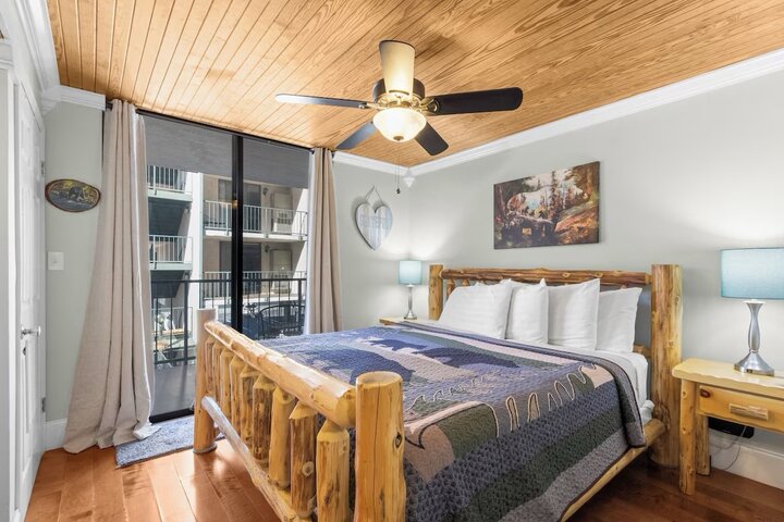 Condo in Gatlinburg, US