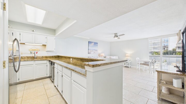 Condo in Miramar Beach, US