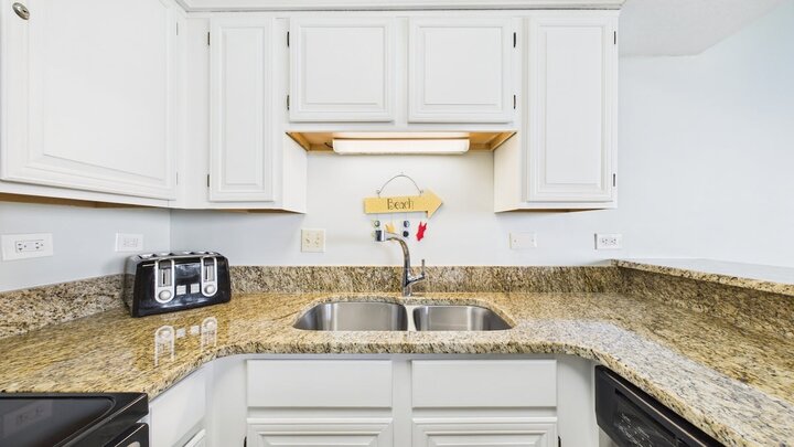 Condo in Miramar Beach, US