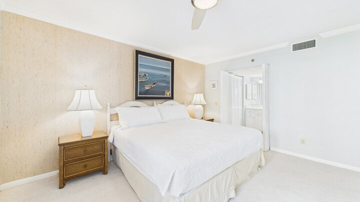 Condo in Miramar Beach, US