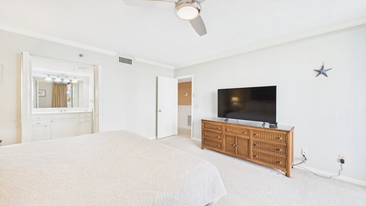 Condo in Miramar Beach, US