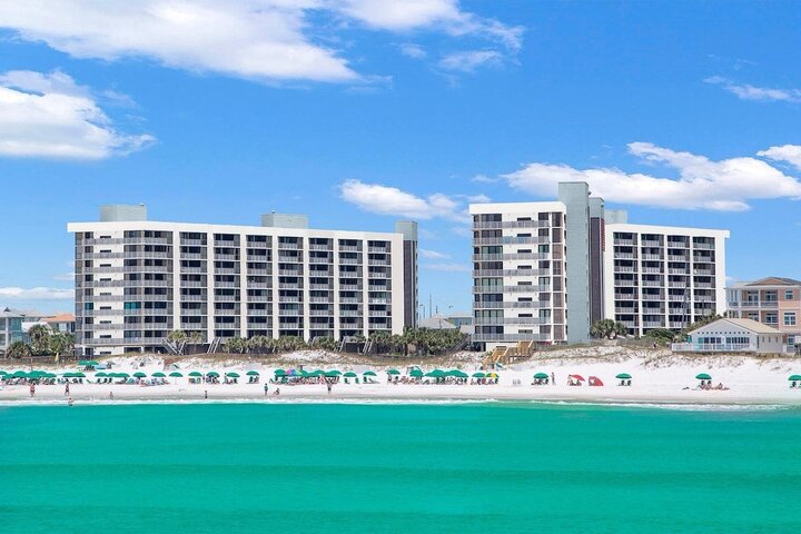 Condo in Miramar Beach, US