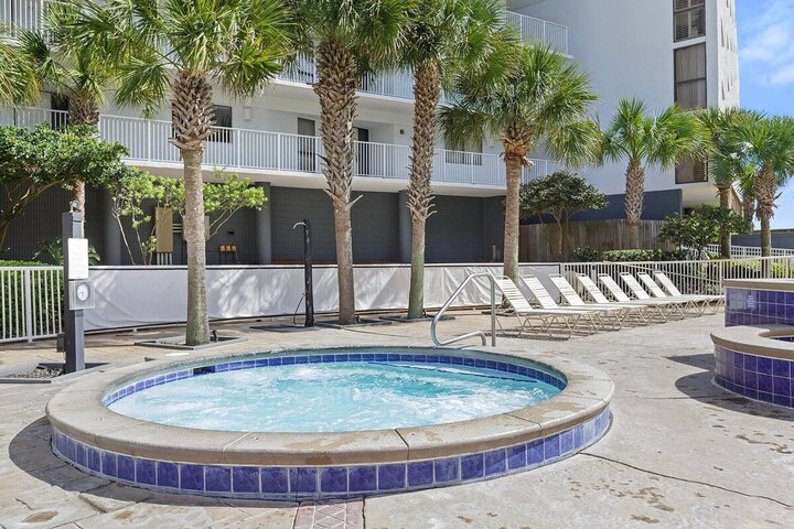 Condo in Miramar Beach, US