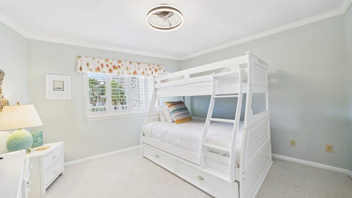 Condo in Miramar Beach, US