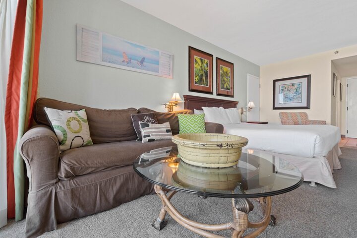 Condo in Miramar Beach, US