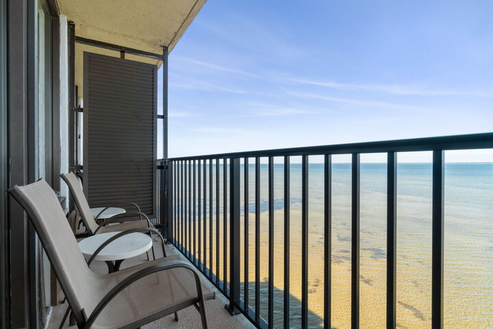 Condo in Miramar Beach, US