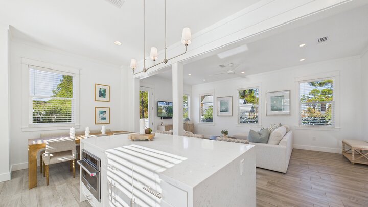 House in Miramar Beach, US