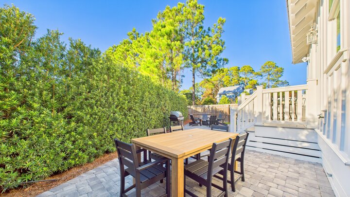 House in Miramar Beach, US