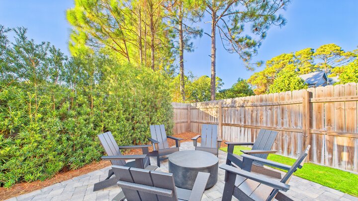 House in Miramar Beach, US