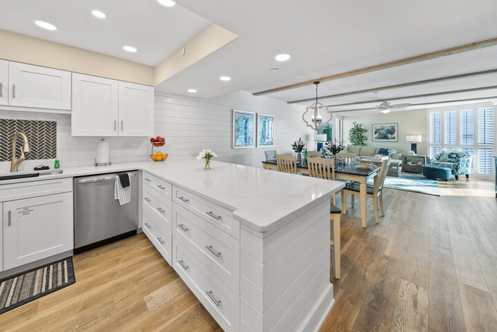 Condo in Miramar Beach, US