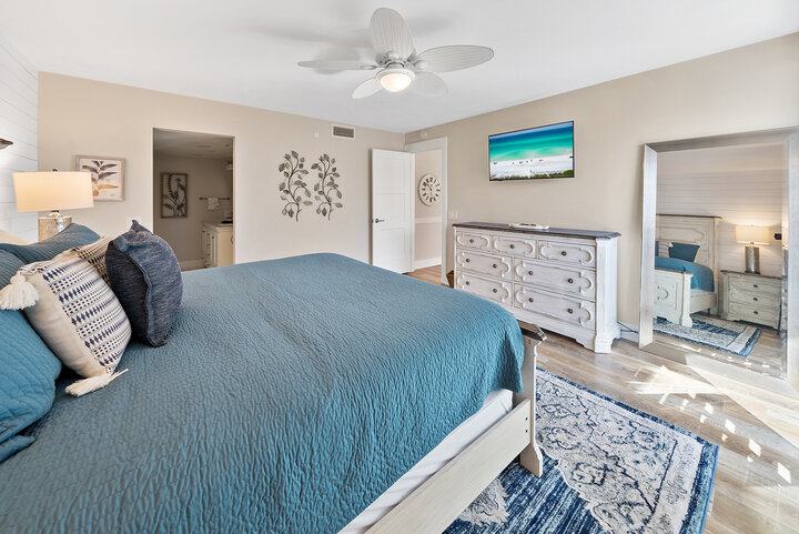 Condo in Miramar Beach, US