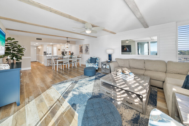 Condo in Miramar Beach, US