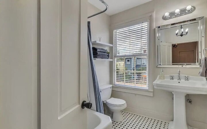 House in Savannah, US