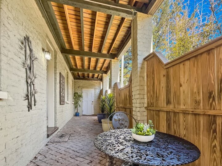 House in Savannah, US