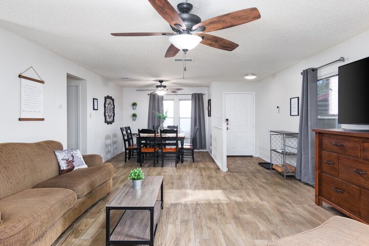 Home in Converse, US