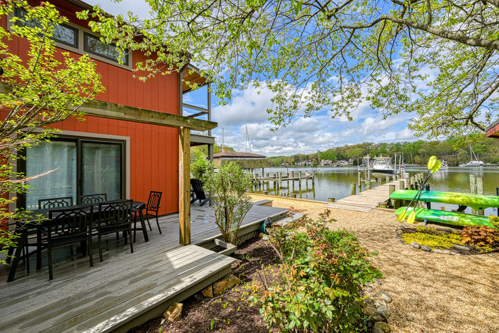 House in Crownsville, US