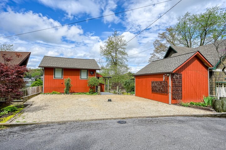 House in Crownsville, US
