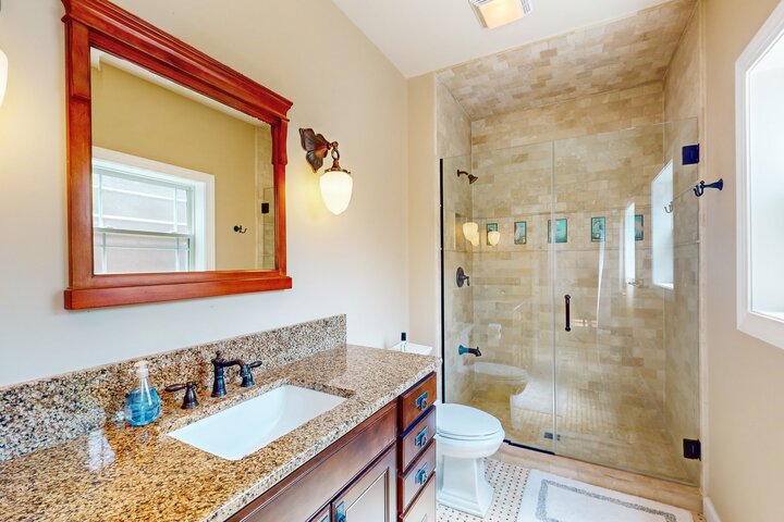 House in Edgewater, US