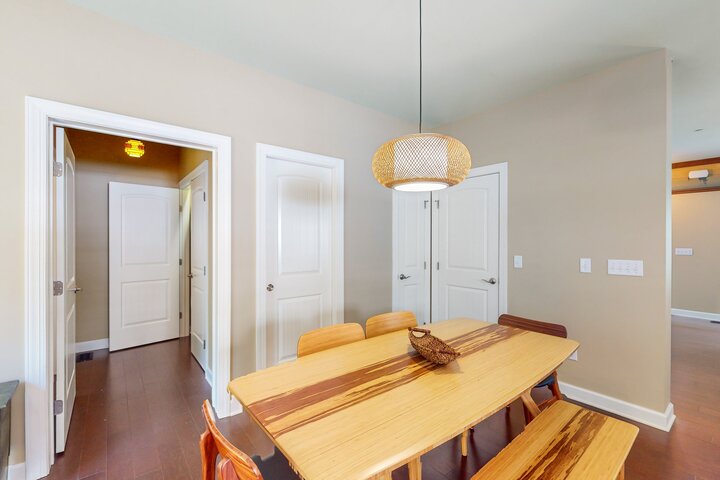 House in Edgewater, US