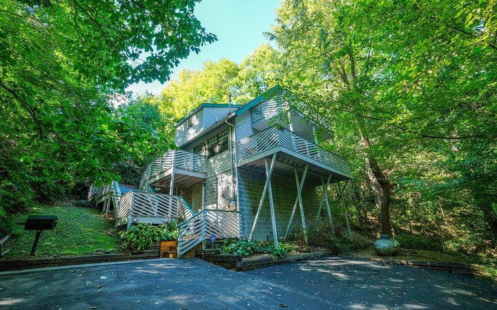 Cabin in Gatlinburg, US