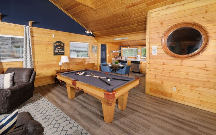 Cabin in Gatlinburg, US