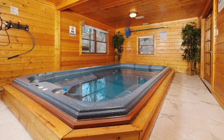 Cabin in Gatlinburg, US