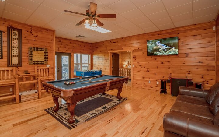 Cabin in Gatlinburg, US