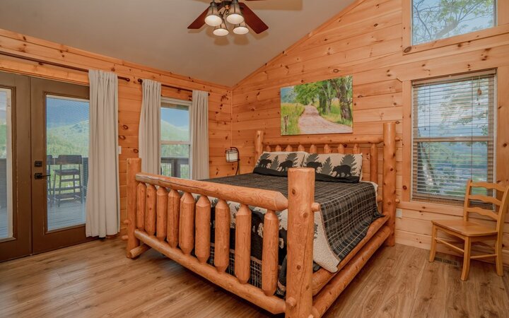 Cabin in Gatlinburg, US