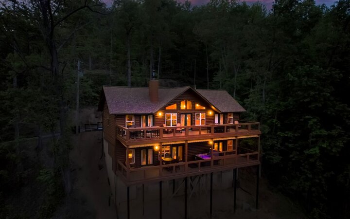 Cabin in Gatlinburg, US