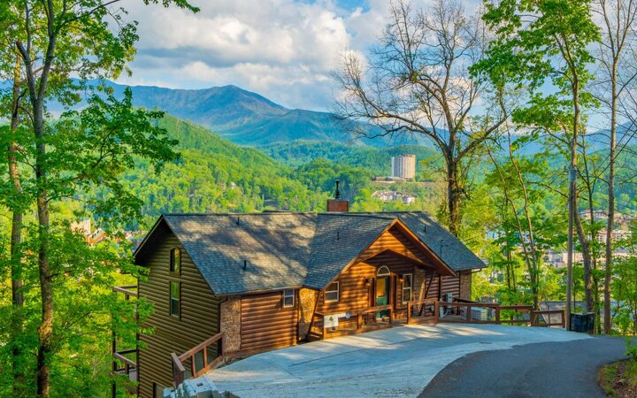 Cabin in Gatlinburg, US