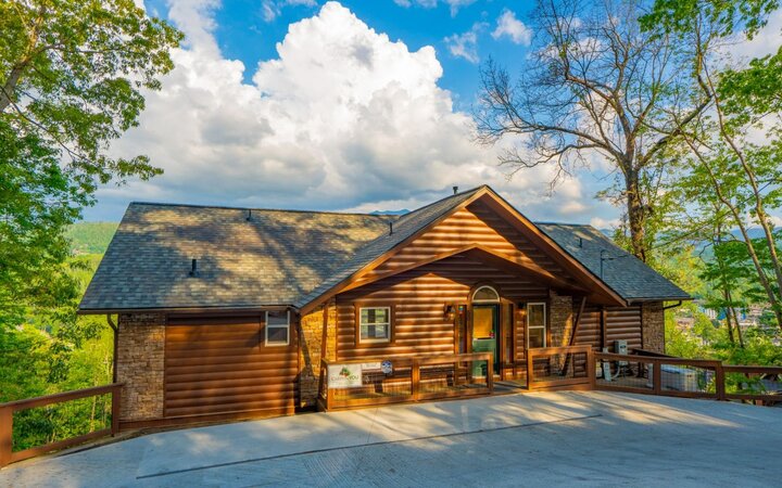 Cabin in Gatlinburg, US