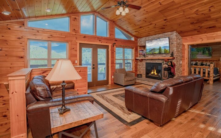 Cabin in Gatlinburg, US