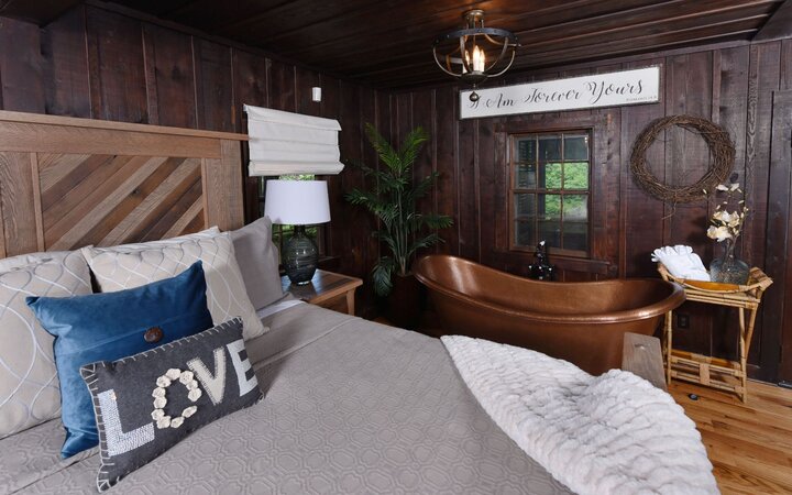 Cabin in Gatlinburg, US