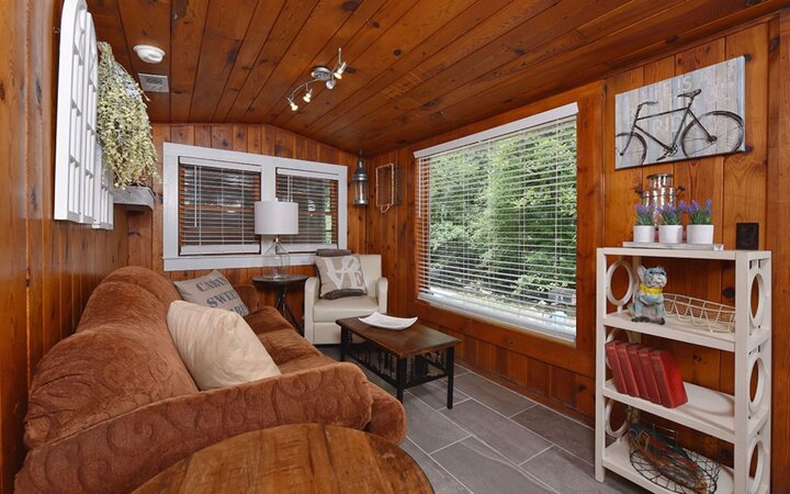 Cabin in Gatlinburg, US