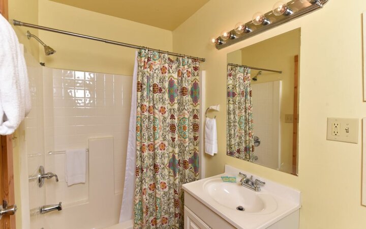 Cabin in Gatlinburg, US